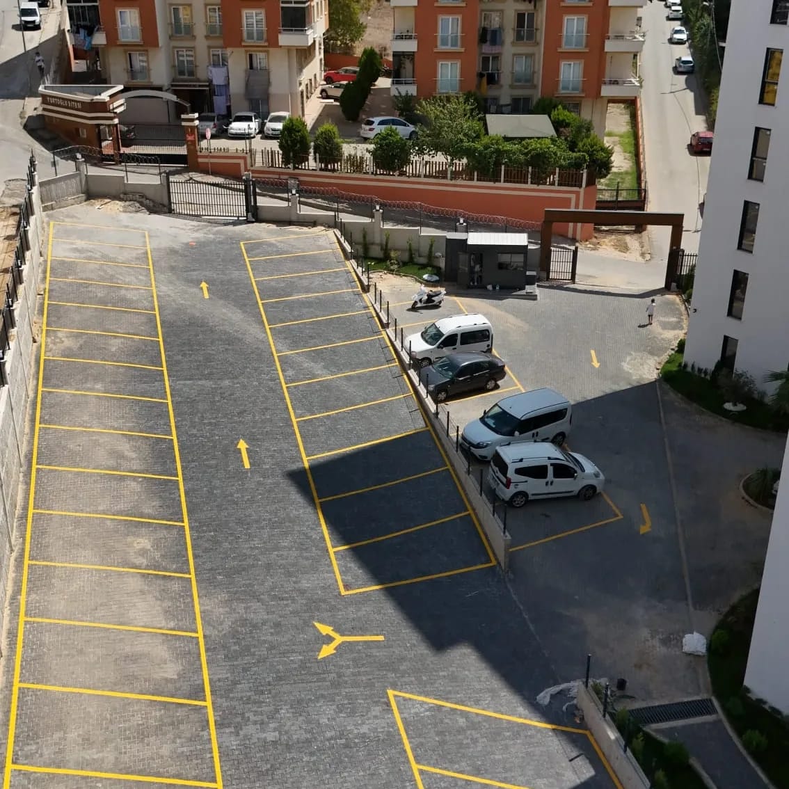 Açık Otopark Çizgi ve Yönlendirmesi